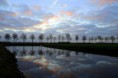 /album/fotogalerij/a2013-12-02-het-water-spiegelglad-geen-zuchtje-wind-om-8-30-uur-jpg/